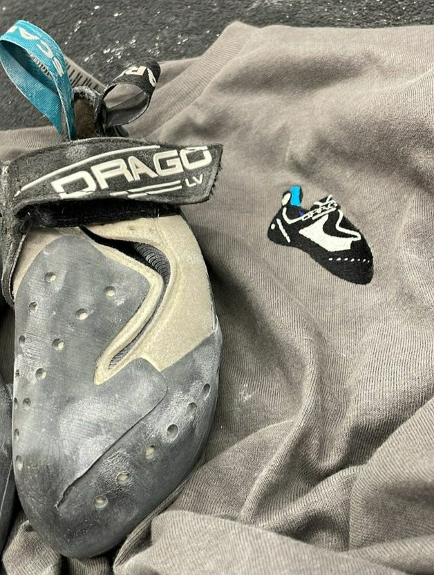 (Not-so) Secret Catalogue of Embroidered Shoes